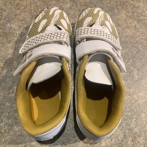 EUC boys lacrosse or soccer cleats size 12